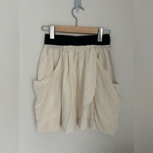 Wilfred Champagne Silk Taffeta Tulip Skirt Champagne with Black waistband ~ Sz 0